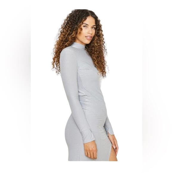 We Are HAH Size Small Long Sleeve Southern Lady Midi Dress in Silver Fox NWT - Picture 4 of 7